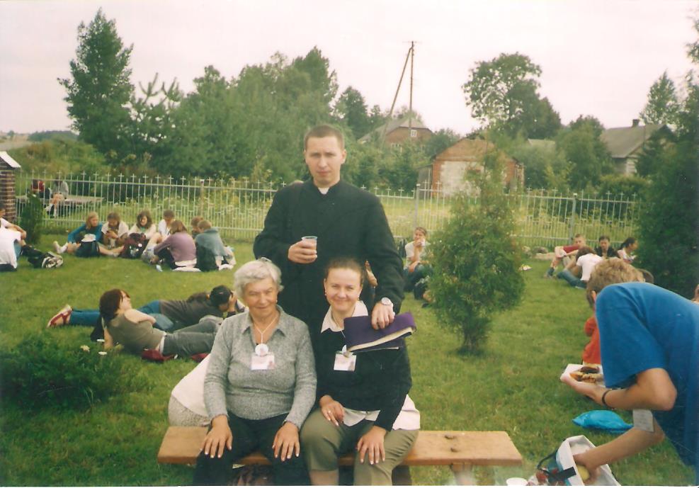 2003d 001